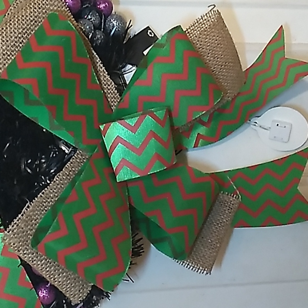 Disney Halloween Wall/Door Wreath Décor - Picture 5 of 6